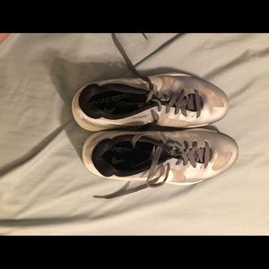 Gray nike volleyball shoes